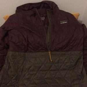 Puffy pullover light jacket